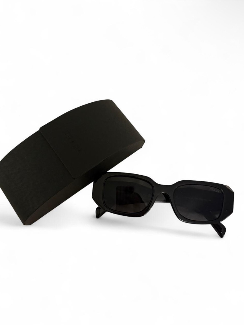 Prada Women’s Sunglasses Black
